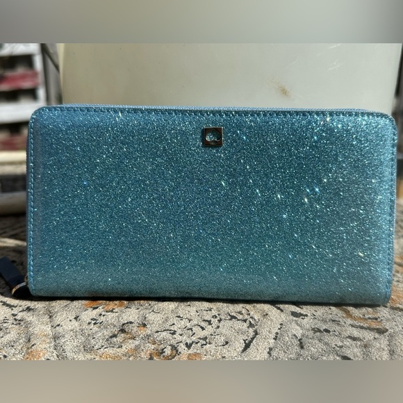 Kate Spade wallet - Picture 2 of 3
